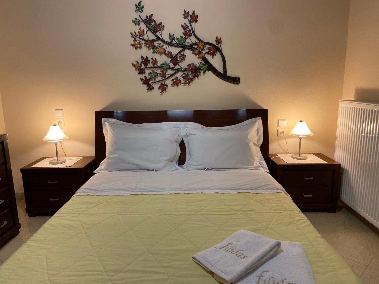 Filidas Apartments Skiathos Town Bagian luar foto