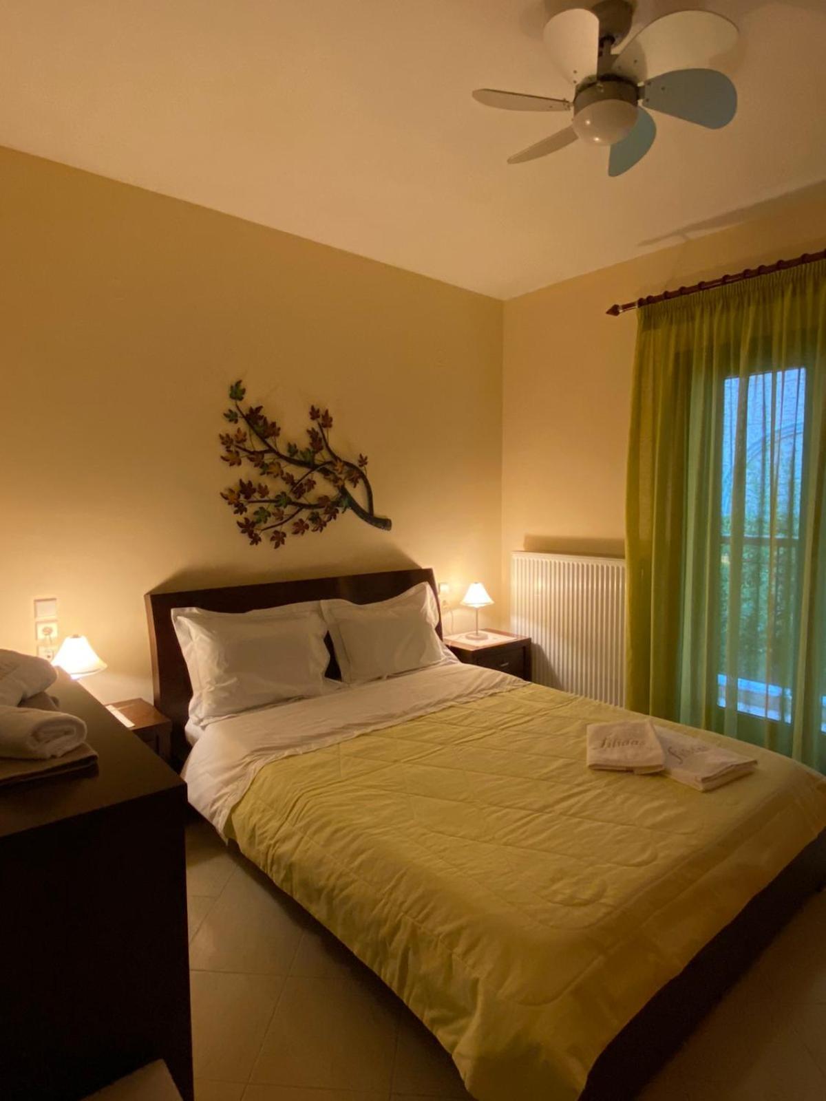Filidas Apartments Skiathos Town Bagian luar foto