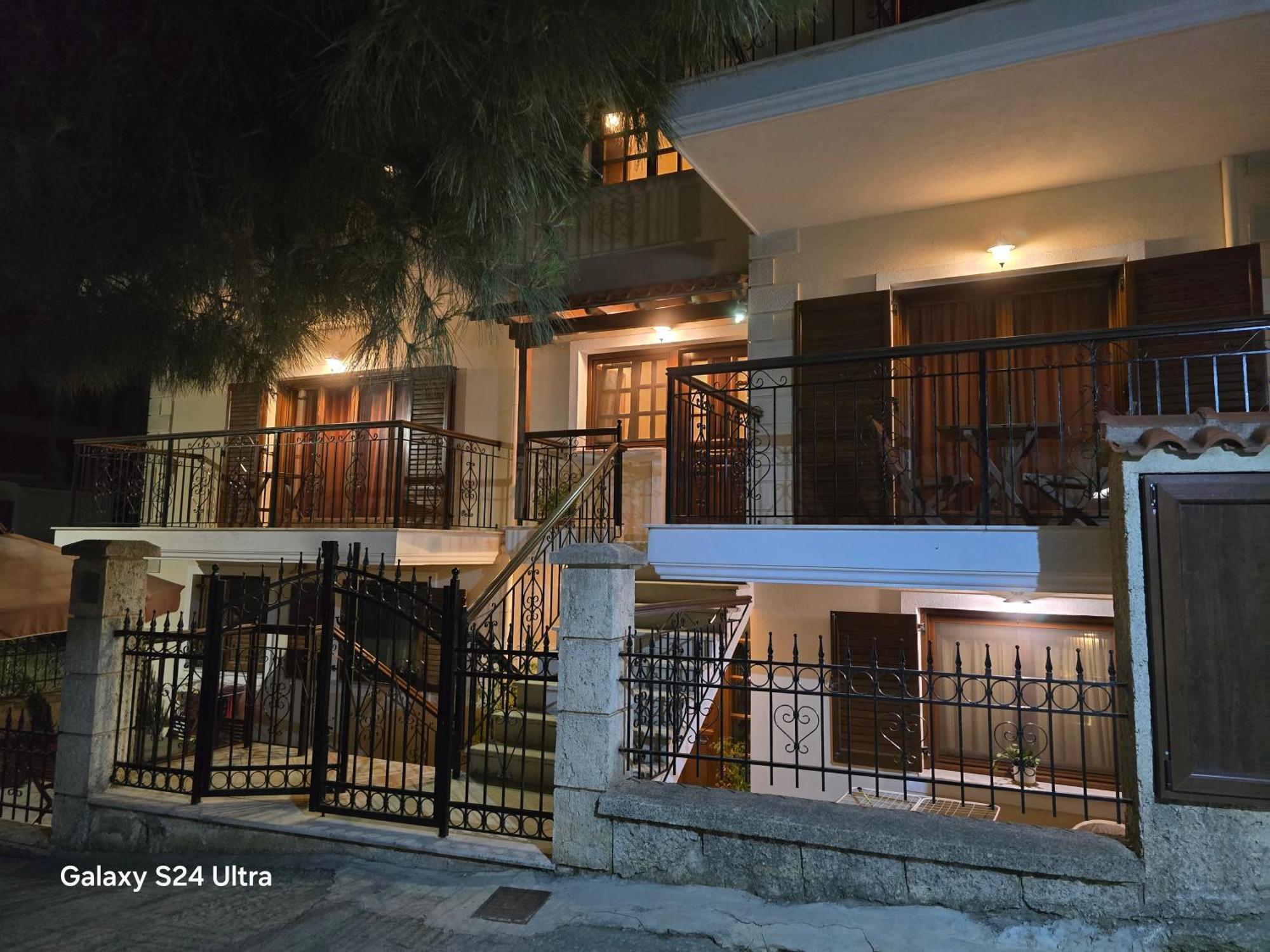 Filidas Apartments Skiathos Town Bagian luar foto