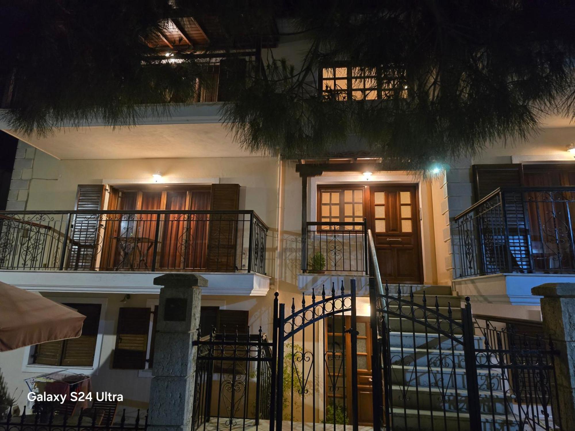 Filidas Apartments Skiathos Town Bagian luar foto